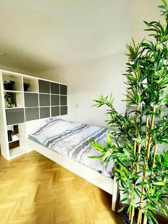 Cozy Apartment With Kitchen + Balcony New! Essen Zewnętrze zdjęcie